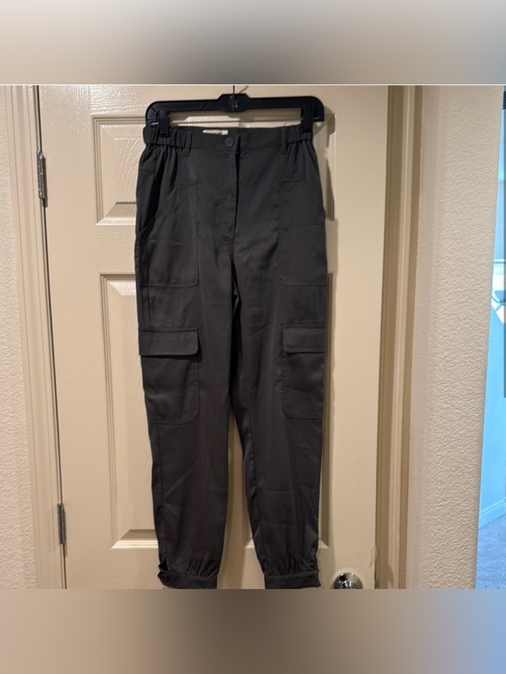 Max Studio Women’s Gray Cargo Jogger Cuff Pants Size XS